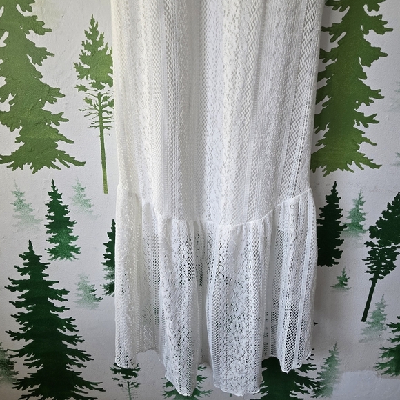 Paper Doll White High-Low Lace Dress - Picture 3 of 7